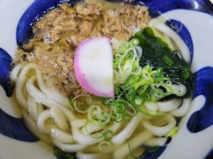 うどん伍零八(こまや)で肉うどん🍜